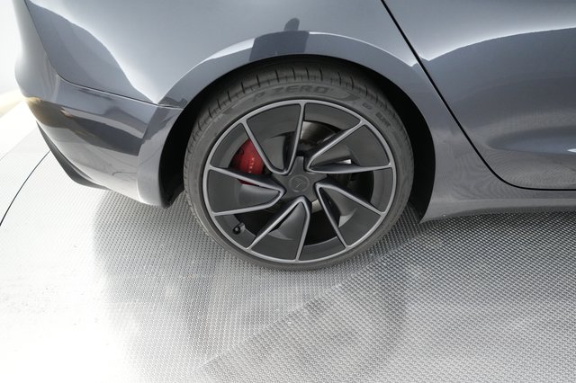 2024 Tesla Model 3 — photo 13 of 27