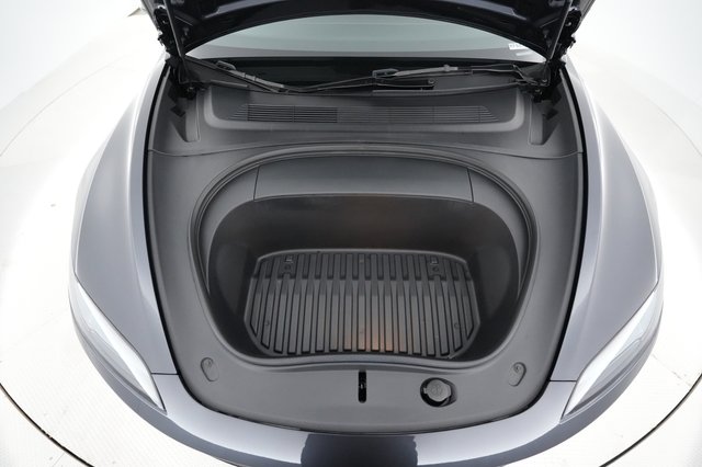 2024 Tesla Model 3 — photo 20 of 27