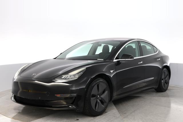 2018 Tesla Model 3 — VIN 5YJ3E1EA8JF157428