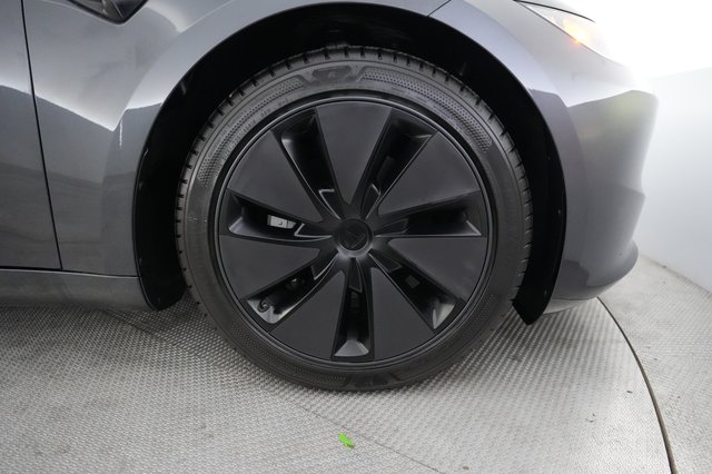 2024 Tesla Model 3 — photo 16 of 24