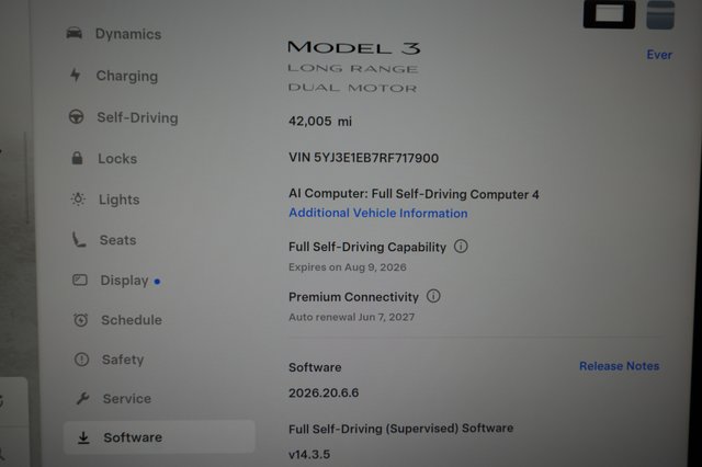 2024 Tesla Model 3 — photo 5 of 24