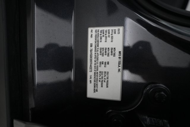 2026 Tesla Model Y — photo 20 of 20