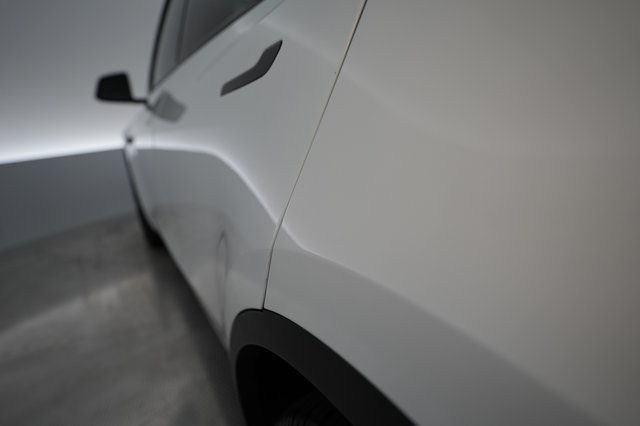 2023 Tesla Model Y — photo 20 of 21