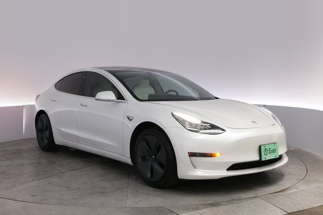 2020 Tesla Model 3 — photo 10 of 25