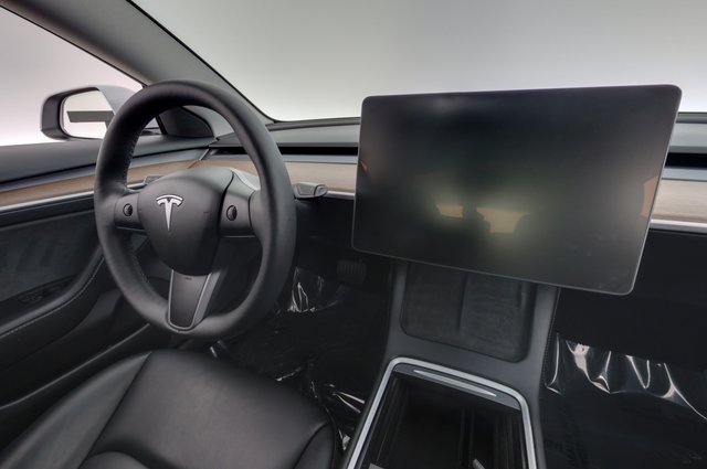 2021 Tesla Model 3 — photo 20 of 24