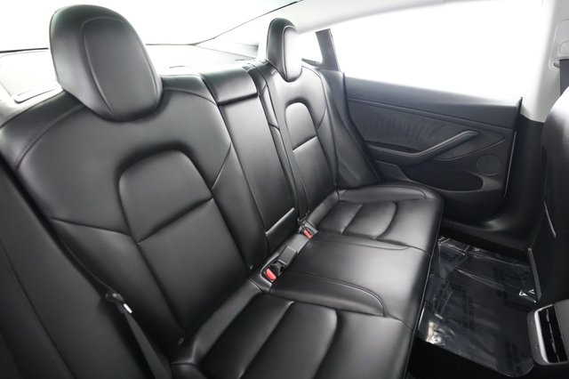 2021 Tesla Model 3 — photo 4 of 24