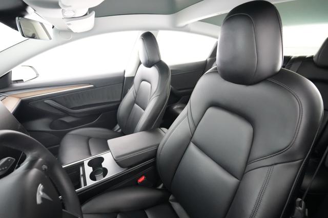 2021 Tesla Model 3 — photo 3 of 24