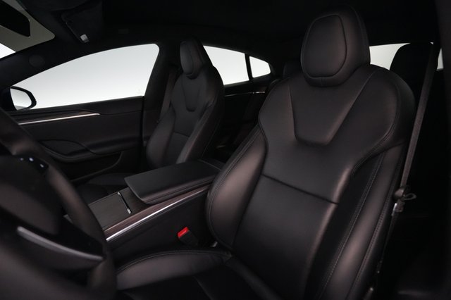 2022 Tesla Model S — photo 3 of 22