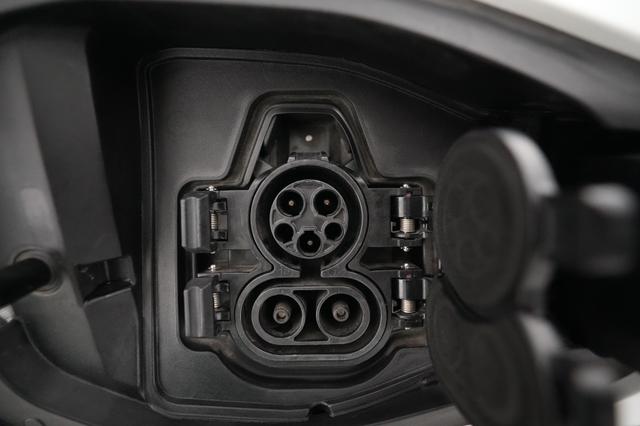 2025 Nissan Ariya — photo 8 of 22