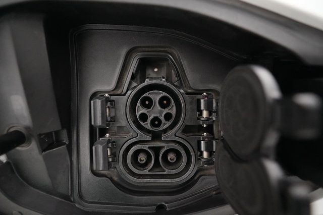 2025 Nissan Ariya — photo 8 of 22