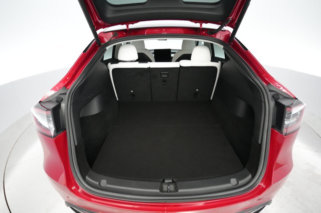 2022 Tesla Model Y — photo 6 of 23