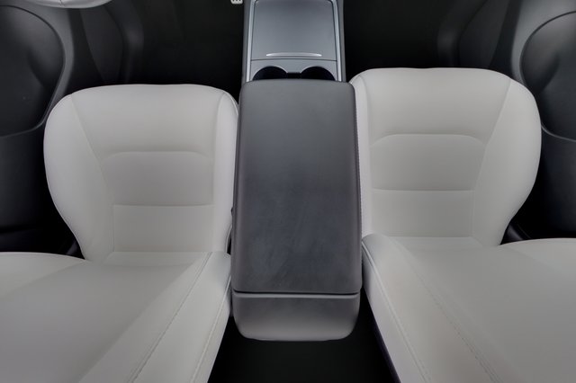 2022 Tesla Model Y — photo 21 of 23