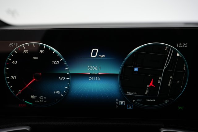 2023 Mercedes-Benz EQB — photo 5 of 24