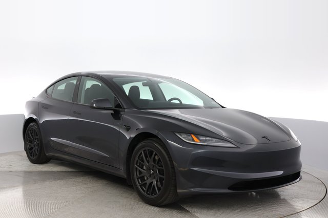 2025 Tesla Model 3 — photo 10 of 21
