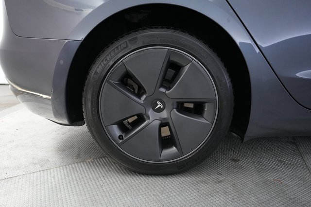 2022 Tesla Model 3 — photo 17 of 22