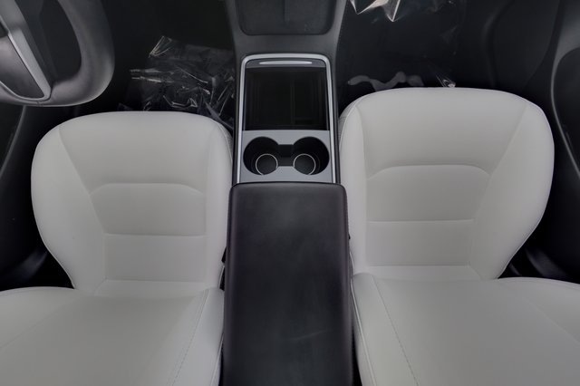 2022 Tesla Model 3 — photo 20 of 22