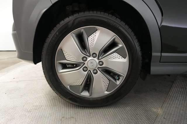 2021 Hyundai Kona Electric — photo 17 of 23