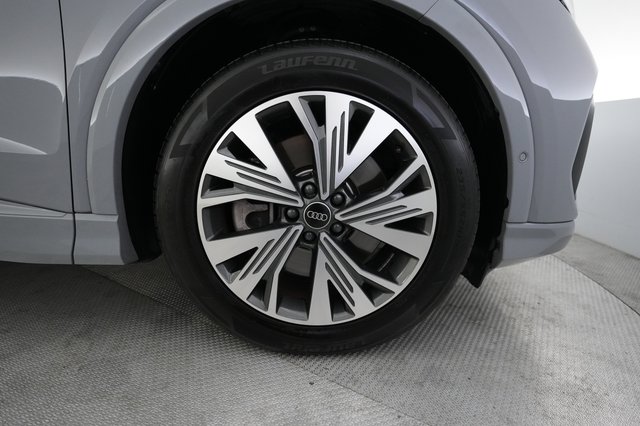 2023 Audi Q4 e-tron — photo 16 of 24
