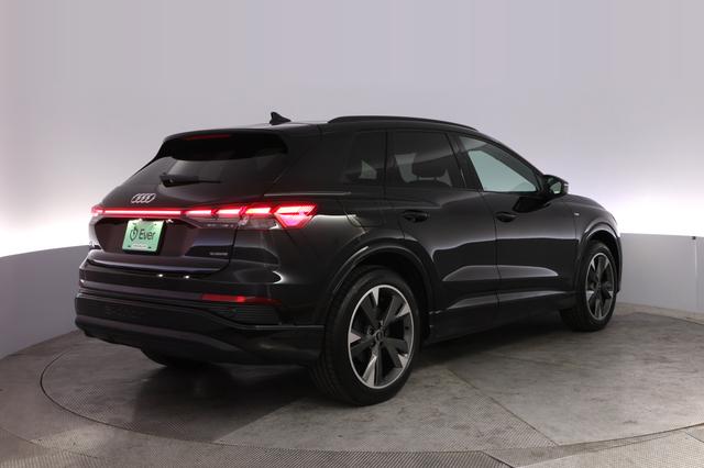 2024 Audi Q4 e-tron — photo 2 of 23