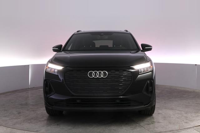 2024 Audi Q4 e-tron — photo 9 of 23