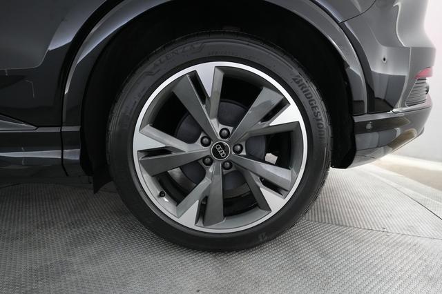 2024 Audi Q4 e-tron — photo 7 of 23