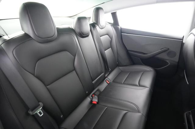 2024 Tesla Model 3 — photo 4 of 23