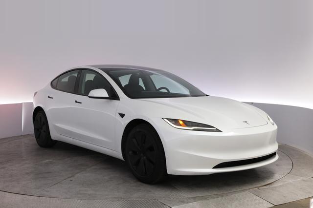 2024 Tesla Model 3 — photo 10 of 23