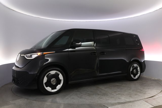 2025 Volkswagen ID.Buzz — photo 14 of 24
