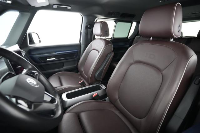 2025 Volkswagen ID.Buzz — photo 3 of 24