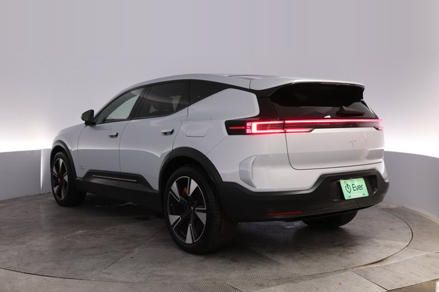 2025 Polestar 3 — photo 13 of 24