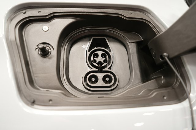 2024 BMW i5 — photo 8 of 23