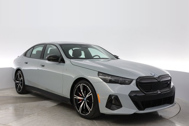 2024 BMW i5 — photo 10 of 23