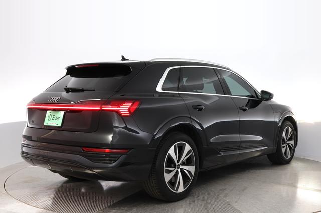 2024 Audi Q8 e-tron — photo 2 of 24