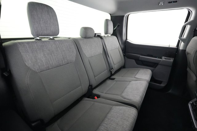 2023 Ford F-150 Lightning — photo 4 of 23