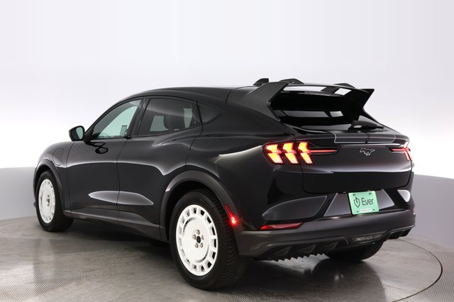2024 Ford Mustang Mach-E — photo 13 of 24