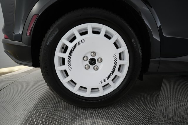 2024 Ford Mustang Mach-E — photo 17 of 24