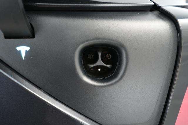 2024 Tesla Model 3 — photo 8 of 26