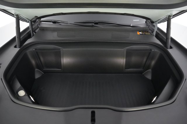 2025 Rivian R1S — photo 25 of 26