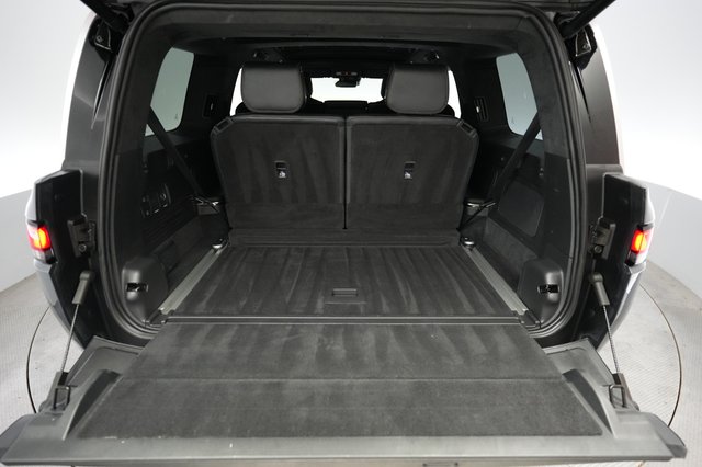 2024 Rivian R1S — photo 6 of 24