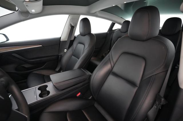 2021 Tesla Model 3 — photo 3 of 24