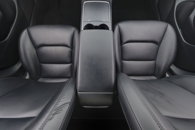 2023 Tesla Model 3 — photo 22 of 26