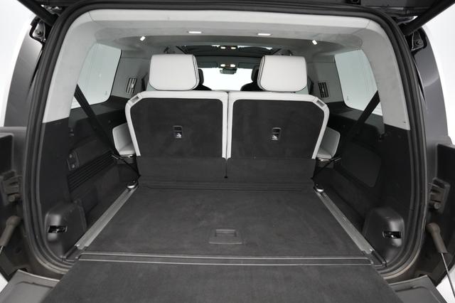 2023 Rivian R1S — photo 6 of 23