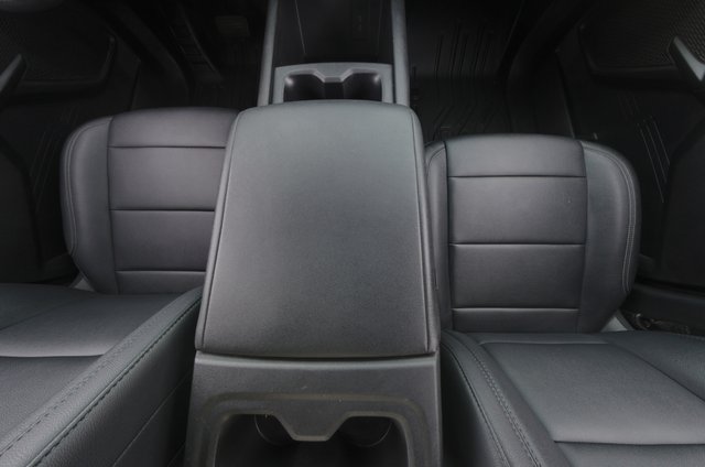 2024 Chevrolet Silverado EV — photo 16 of 18