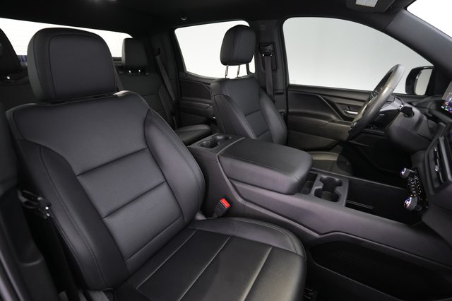 2024 Chevrolet Silverado EV — photo 12 of 18