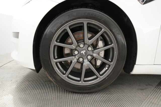 2019 Tesla Model 3 — photo 16 of 24