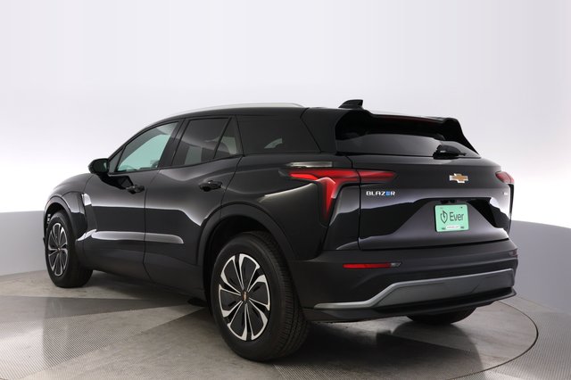 2024 Chevrolet Blazer EV — photo 13 of 24