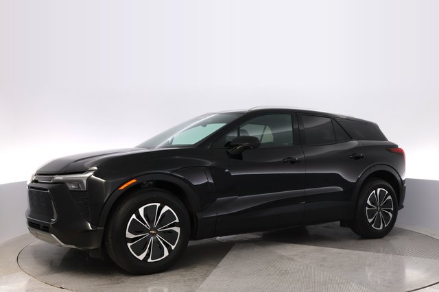 2024 Chevrolet Blazer EV — photo 14 of 24