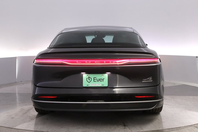 2022 Lucid Air — photo 12 of 24