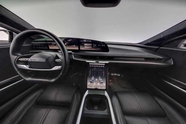 2022 Lucid Air — photo 21 of 24