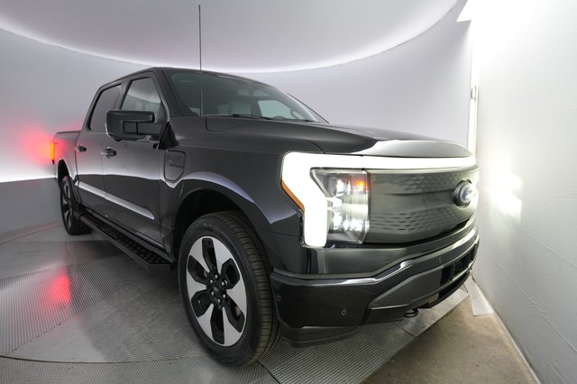 2023 Ford F-150 Lightning — VIN 1FT6W1EV5PWG50274